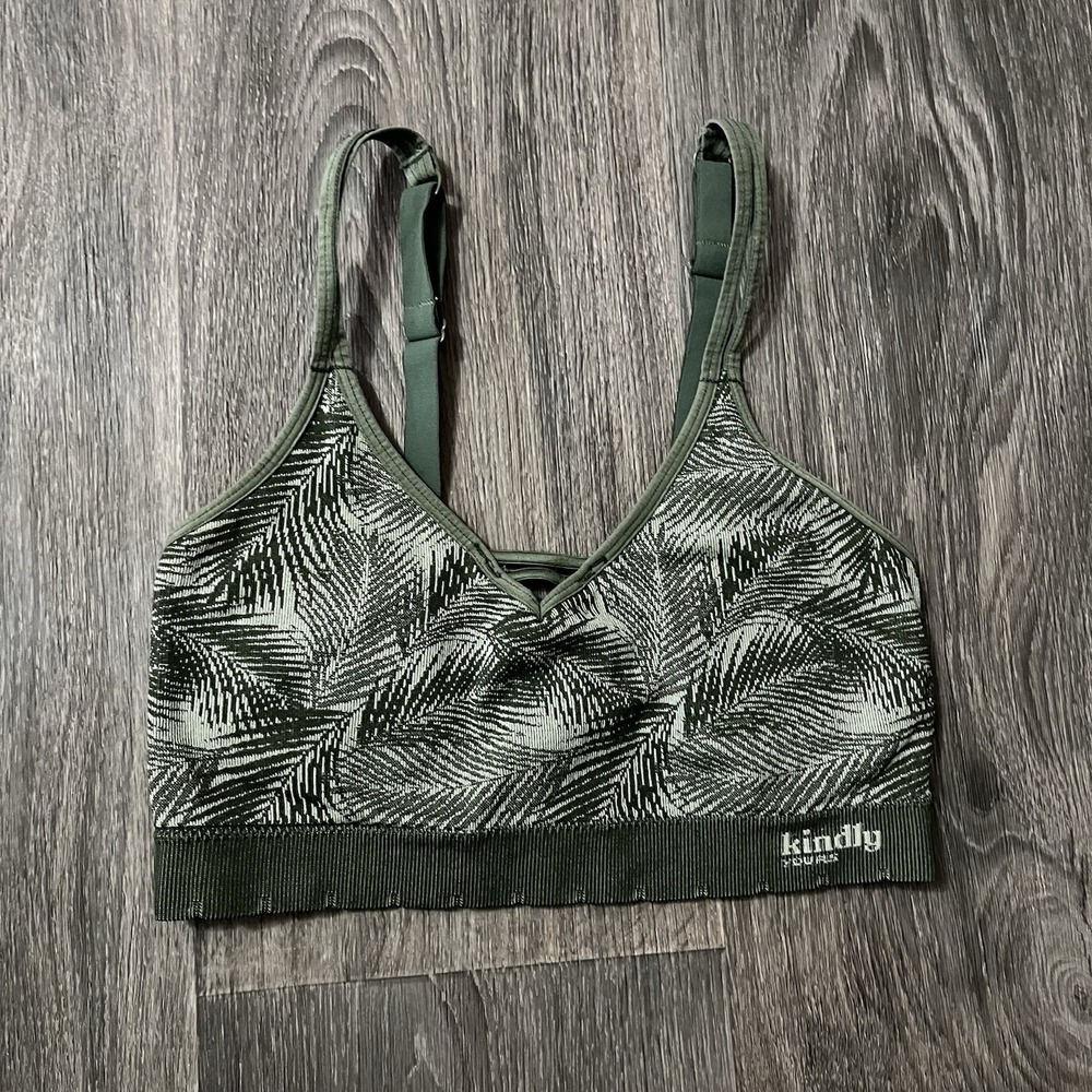 Kindly Yours Sz M Seamless Pullover V Neck Bralette EcoFriendly Removable Pad